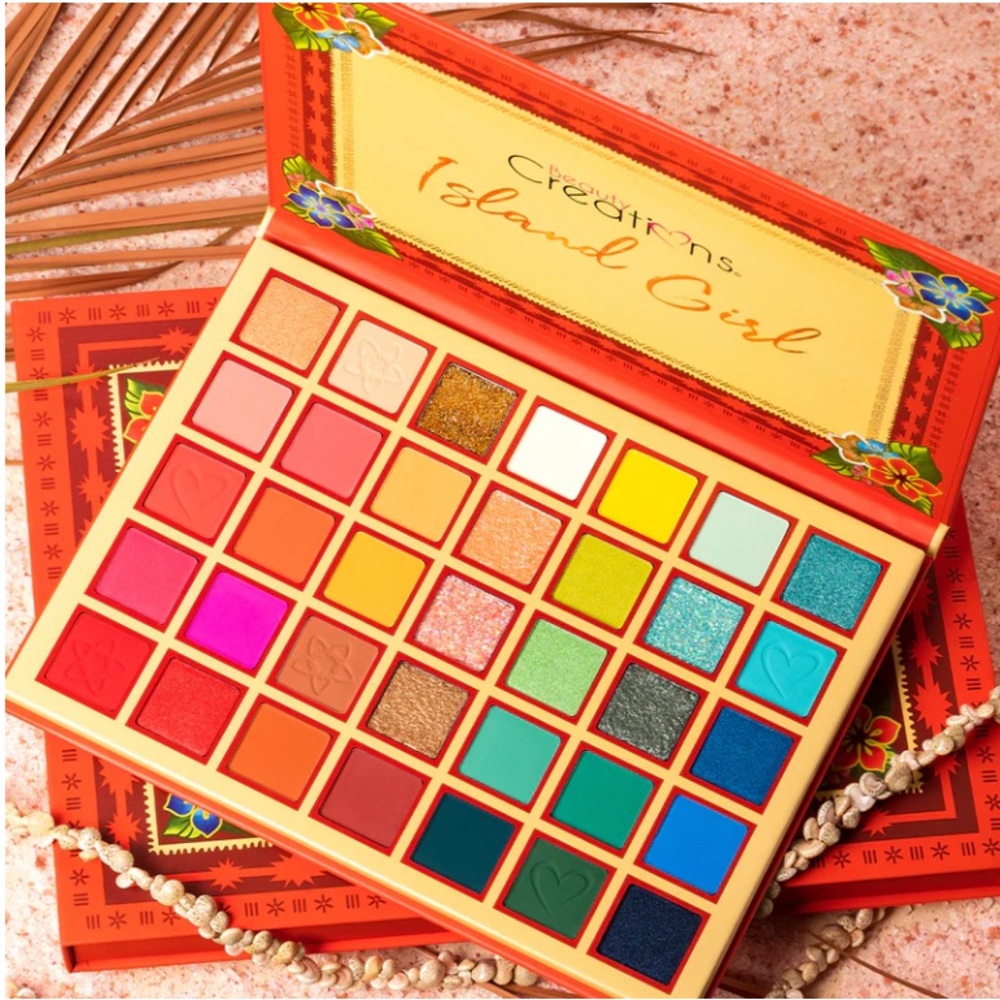 Beauty Creations Island Girl eyeshadow palette